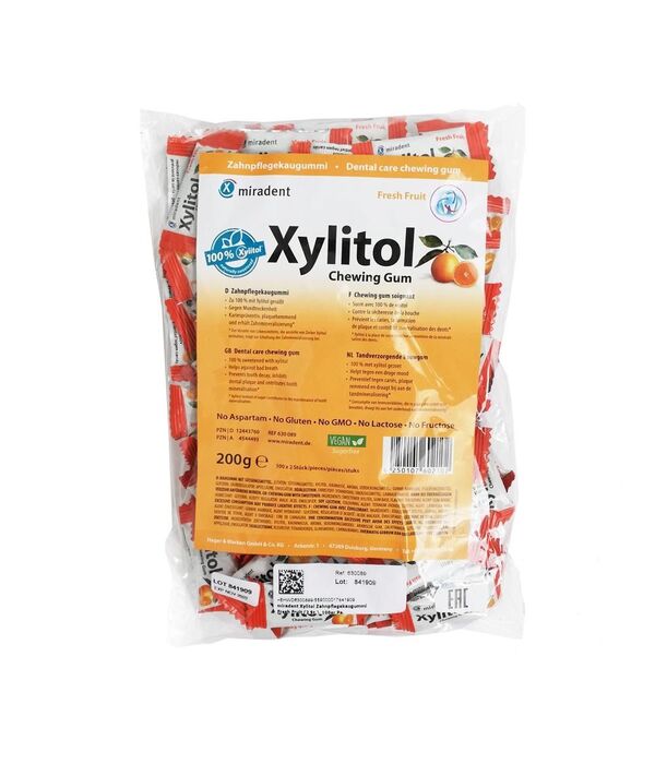 Xylitol becukrė guma su ksilitoliu vaisių skonio 2x100 vnt.